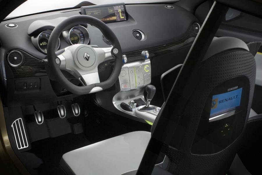  Renault Clio Grand Tour Concept 2007 года  (фото 13 из 44)